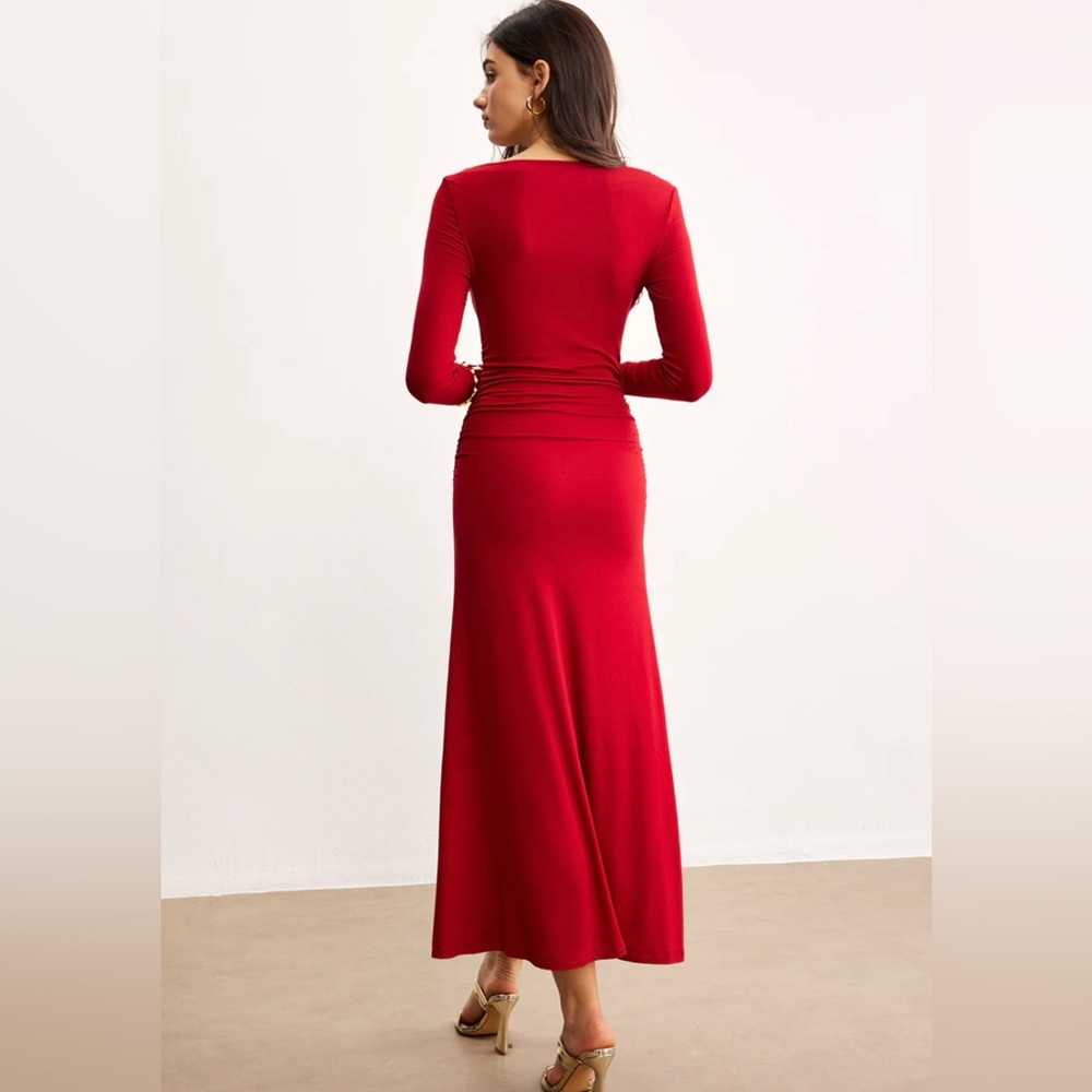 Commense Off-Shoulder Ruffle Knit Red Dress - Picture 5 of 12